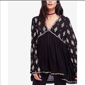 Free People • black embroidered diamond tunic top